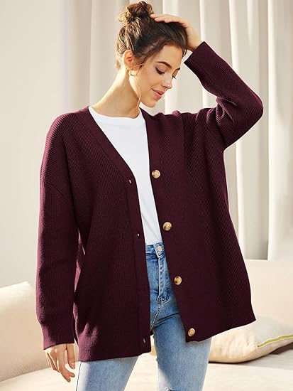 Oversized cardigan til kvinder med V-hals og knaplukning - Aleen