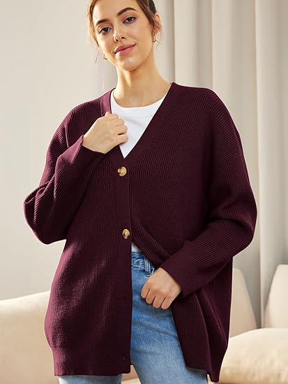 Oversized cardigan til kvinder med V-hals og knaplukning - Aleen