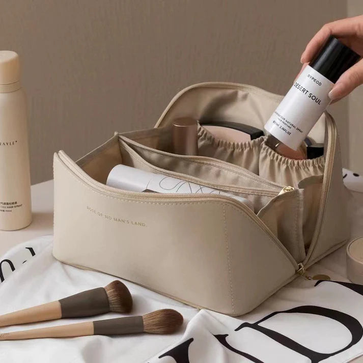 Trousse de beauté pour chaque voyage - spacieuse et élégante