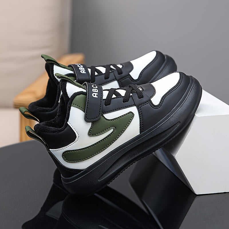 Moderne, komfortable lave sneakers med fleecefor til drenge - Jack