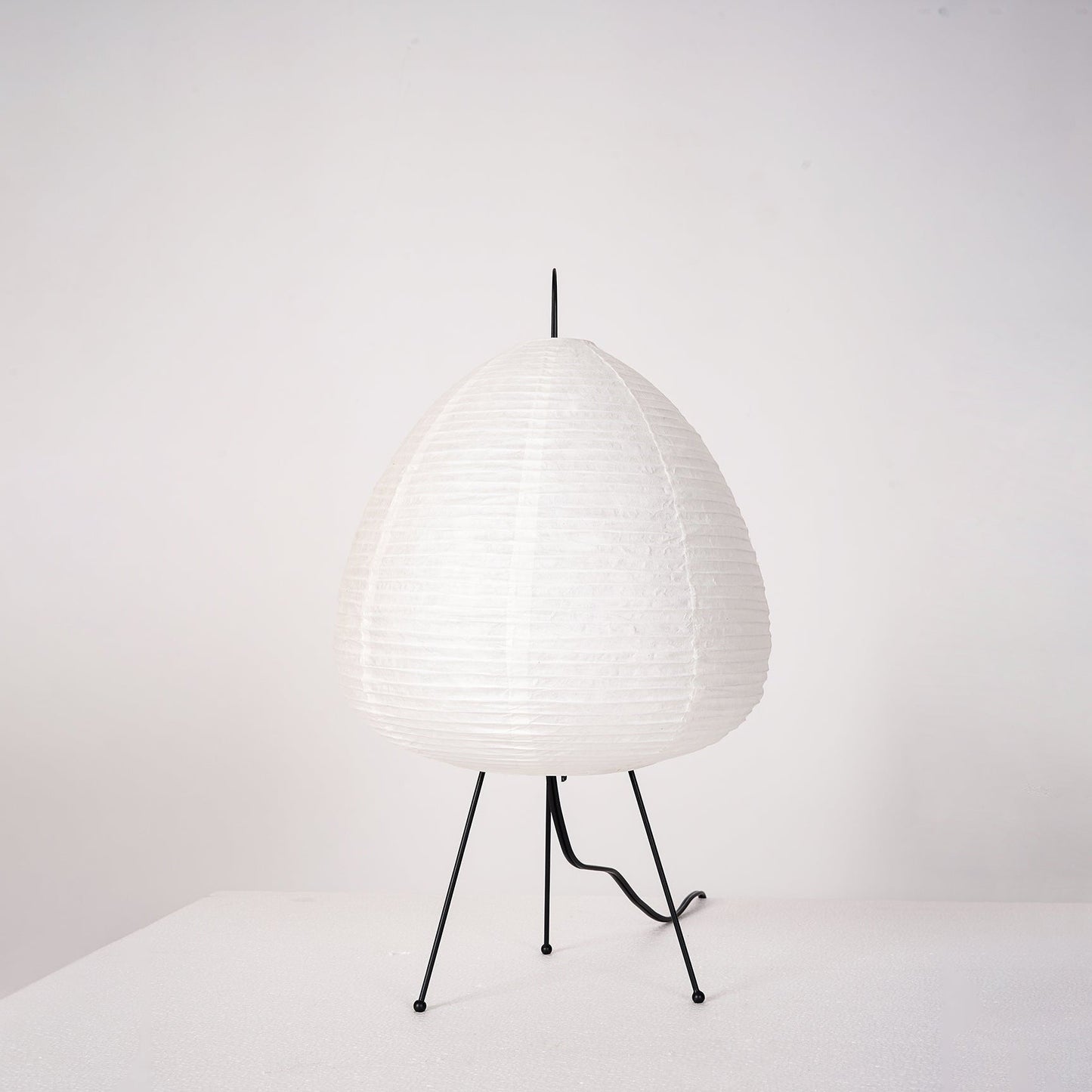 GifuGlow - Bordlampe inspireret af japanske lanterner