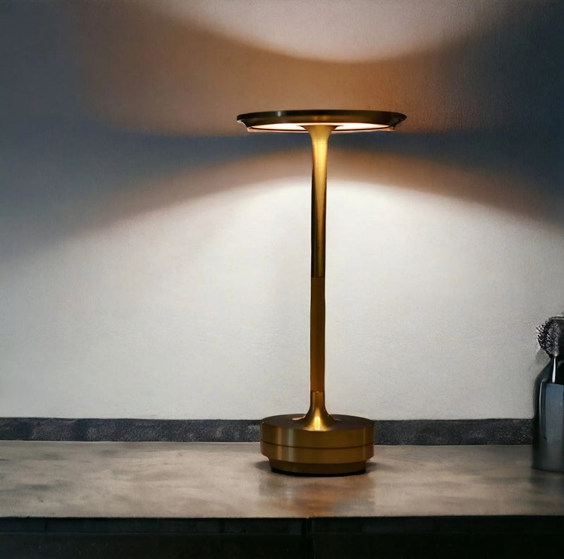 SilentGlow - Trådløs Genopladelig Natlampe til Bekvem Belysning
