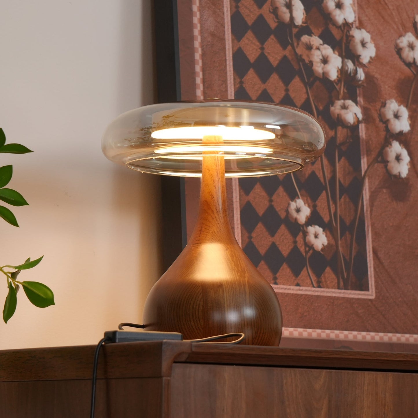 WoodLuxe - Lampe de table design avec LED réglable