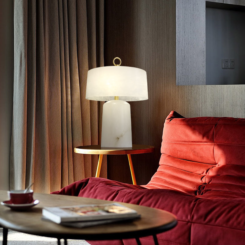 LuxeAogashima - Table Lamp with Elegant Design and Cosy Light Diffusion