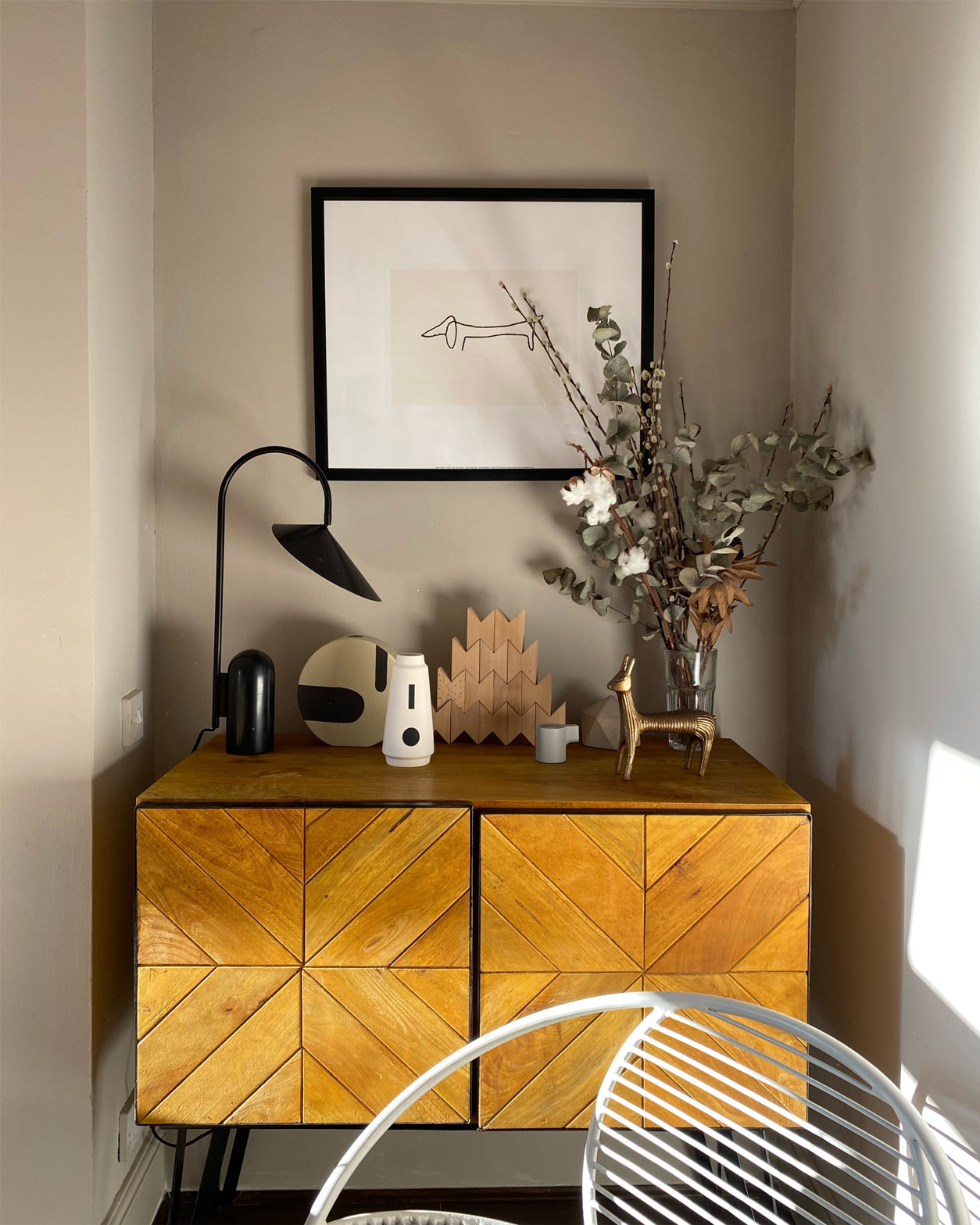 LeafArch - Elegant Adjustable Table Lamp