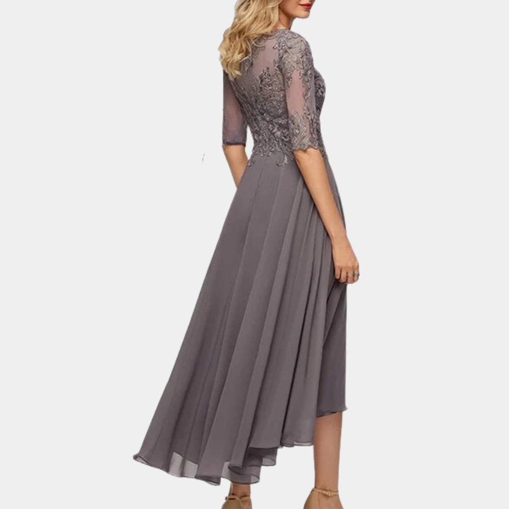 Ara - Elegant kveldsmaksi kjole med blonder detaljer