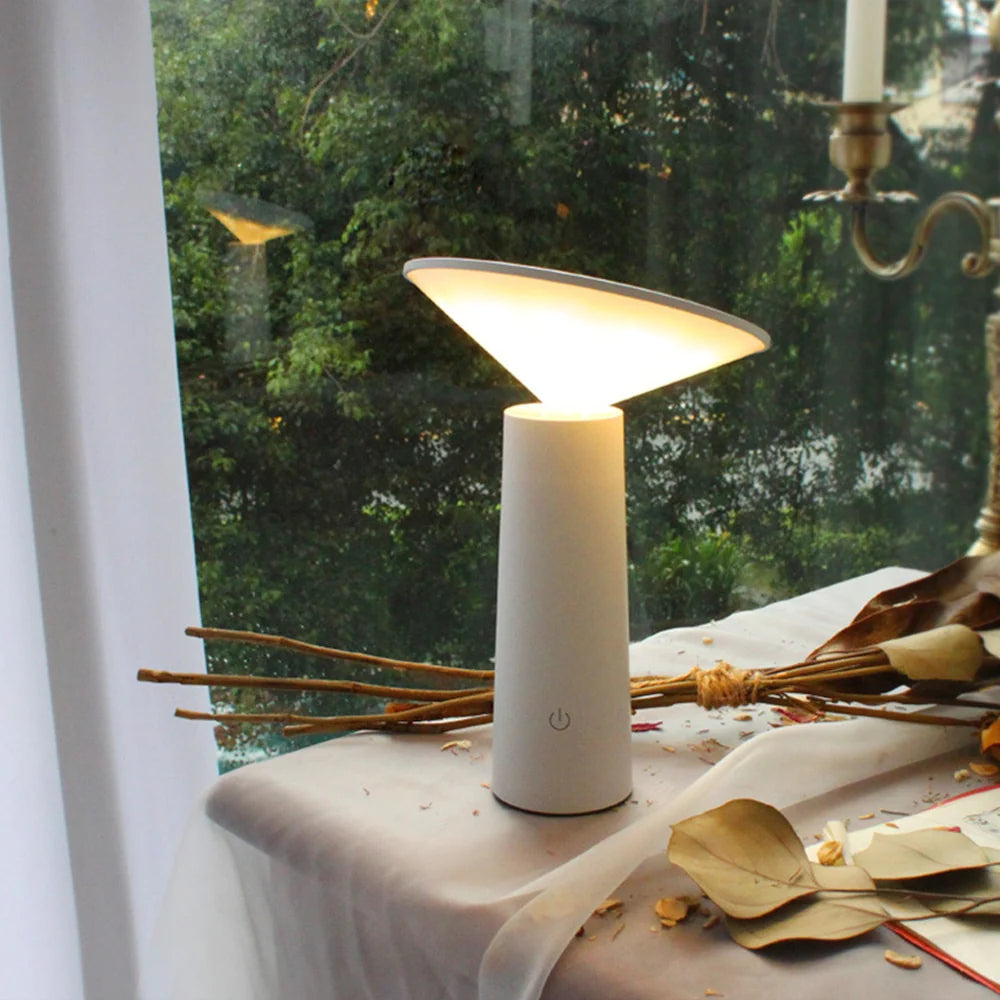 GlowBeam - Moderne LED-tafellamp met draaibare kop