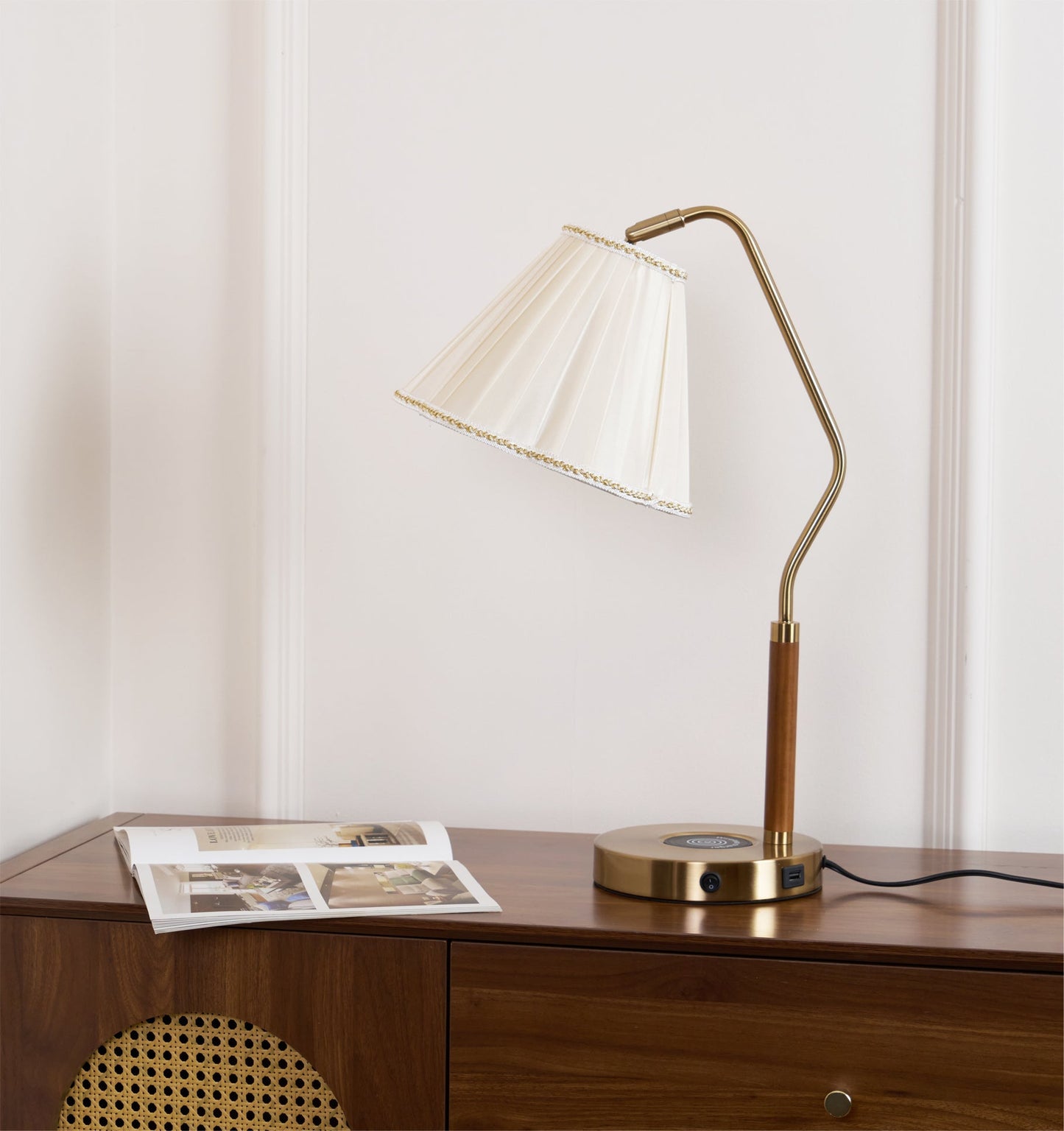 LuxeLight - Florentine Fabric Table Lamp with Gold Base