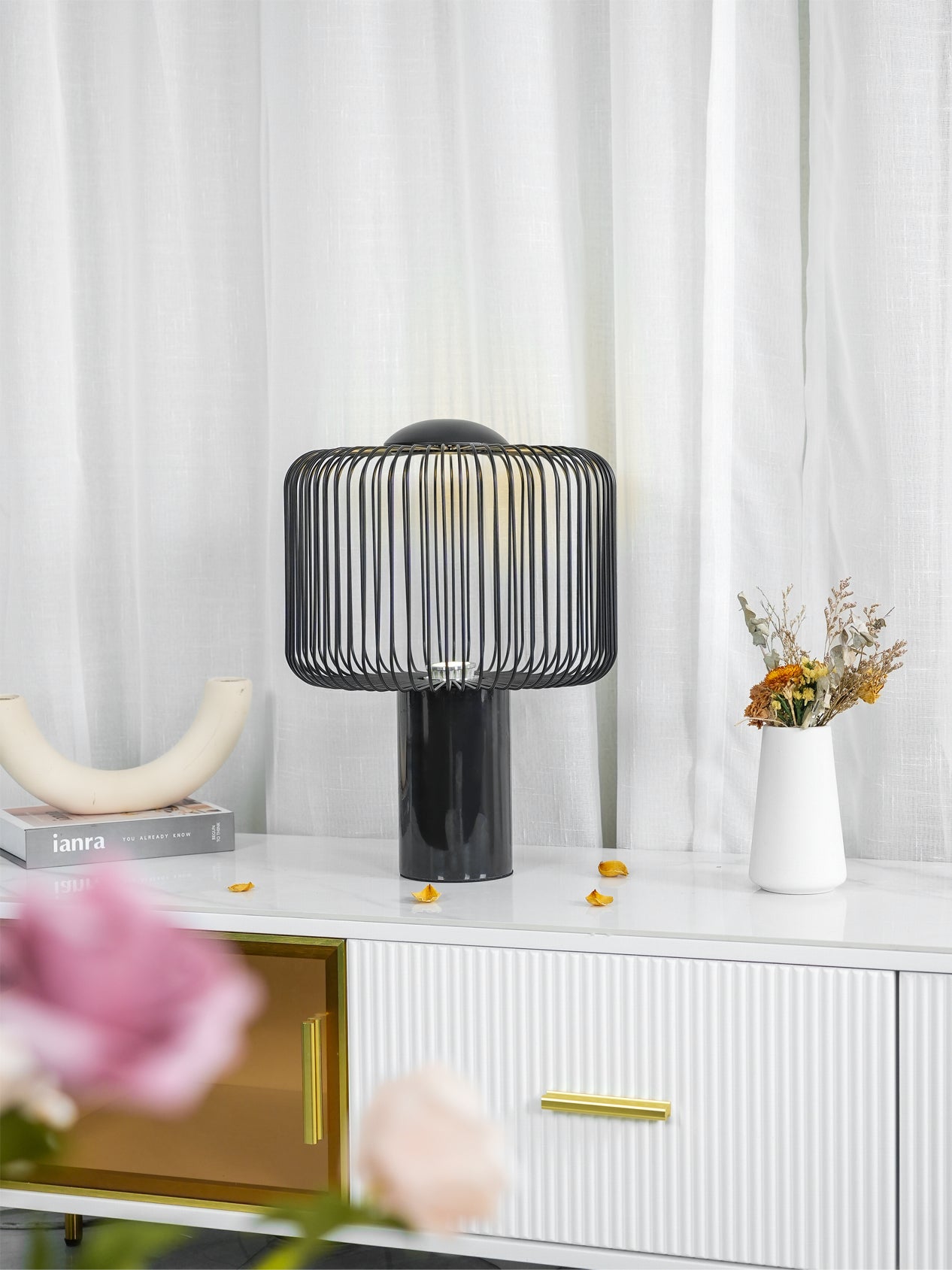 LuxeKeshi - Table Lamp with Modern Base and Subtle Lighting
