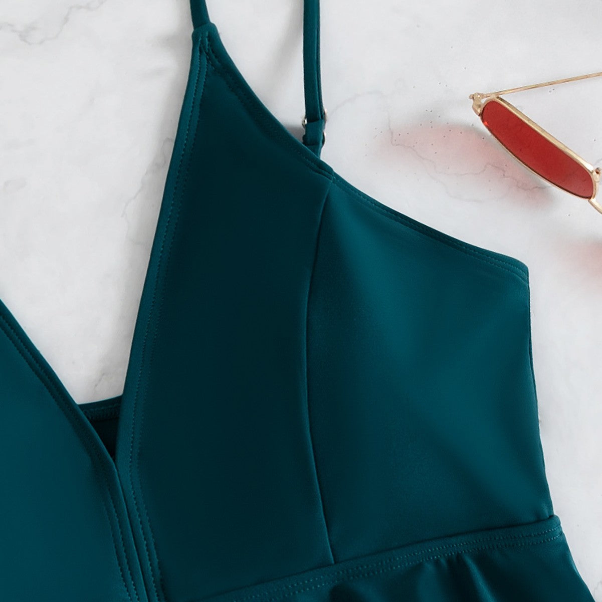 Avani – Elegant plissert badedrakt for kvinner med perfekt passform