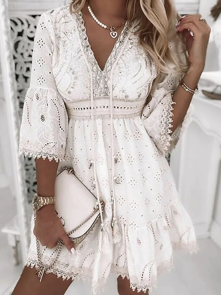 Naiara – Robe d'été bohème légère avec broderie et manches évasées
