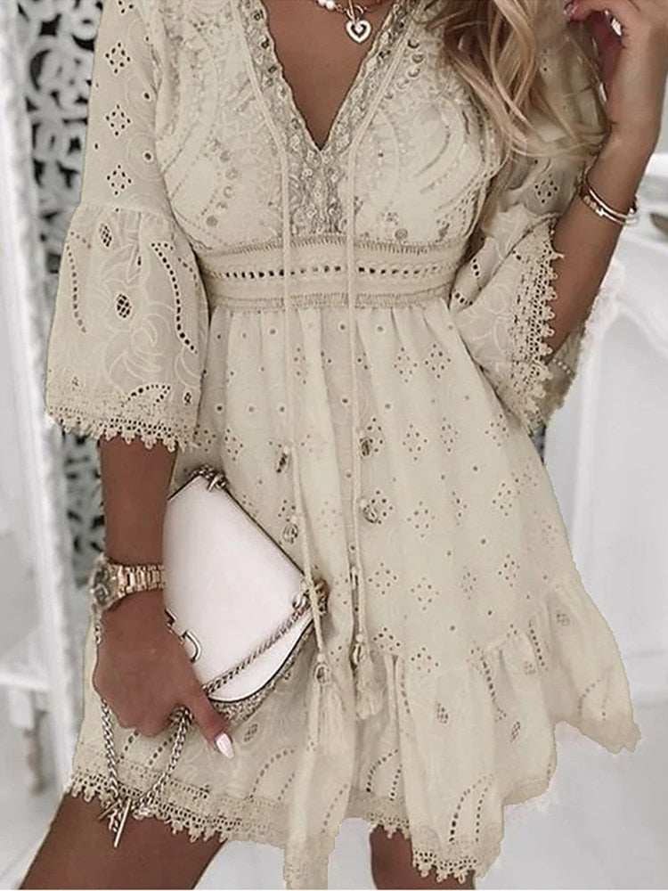 Naiara – Robe d'été bohème légère avec broderie et manches évasées
