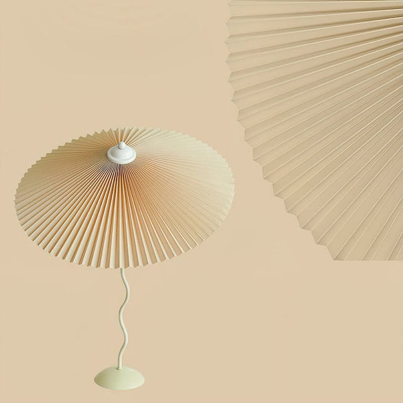 PlooiLicht - Elegant Table Lamp with Playfully Pleated Shade