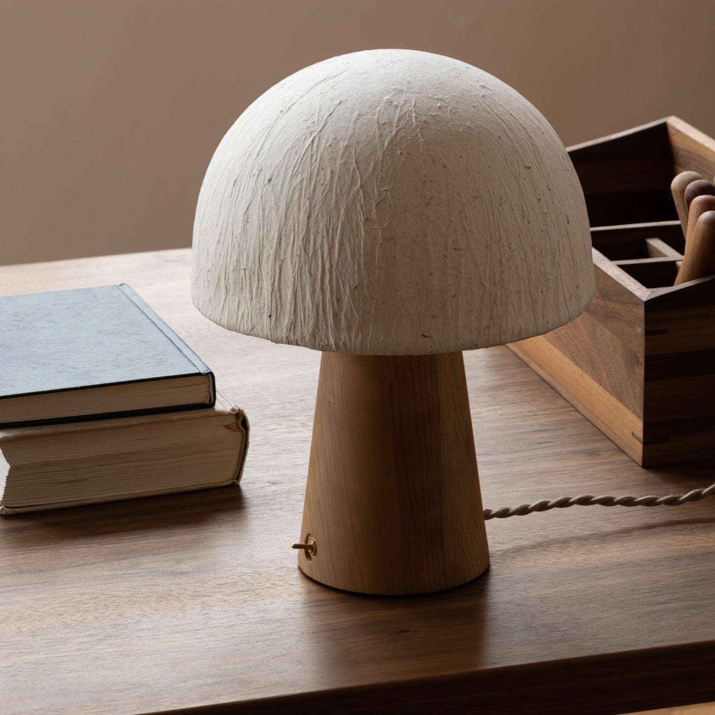 Light Mushroom - Table Lamp in Playful Mushroom Shape with Warm Light
