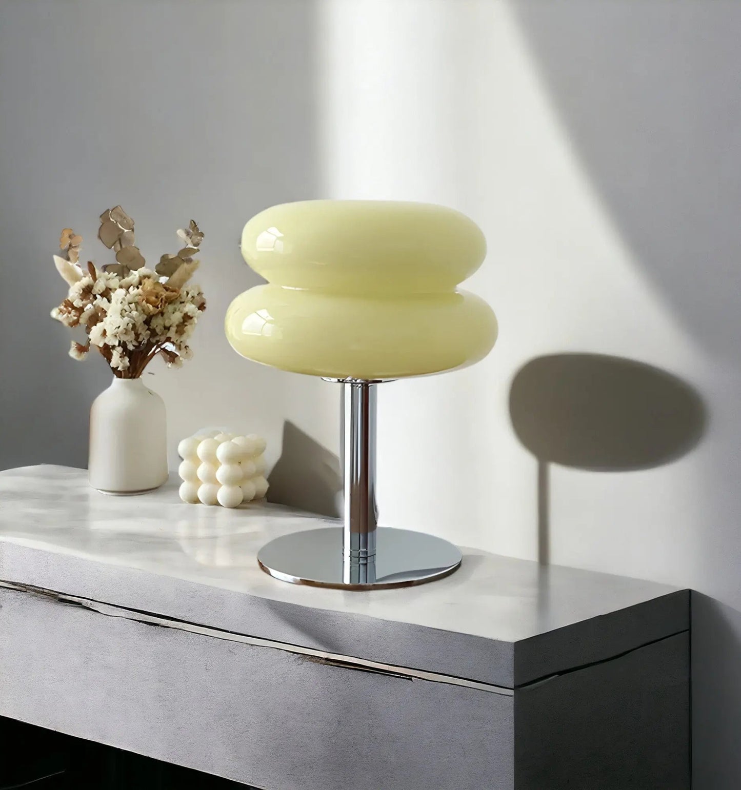 MacaronGlow - Elegante Glastischlampe für Ihr Interieur