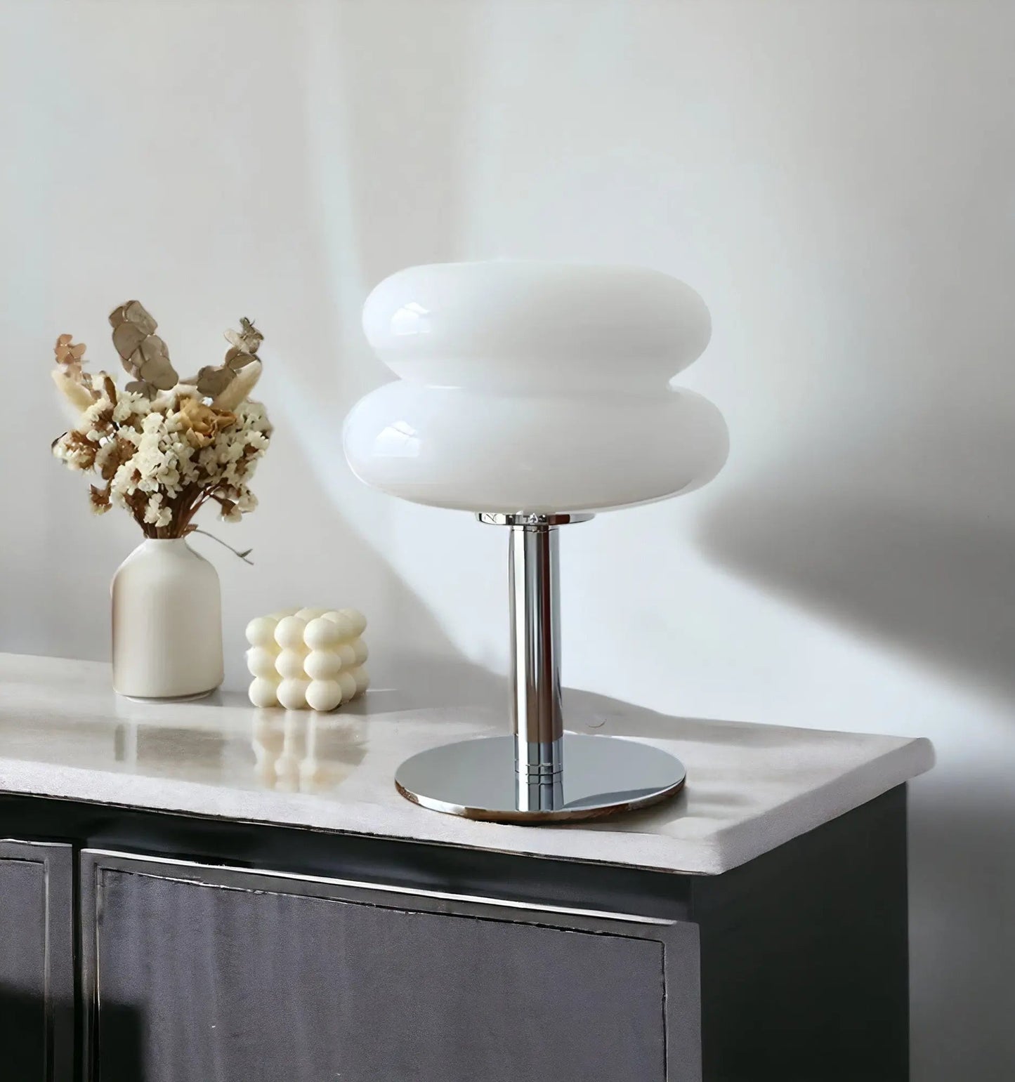 MacaronGlow - Elegante Glastischlampe für Ihr Interieur