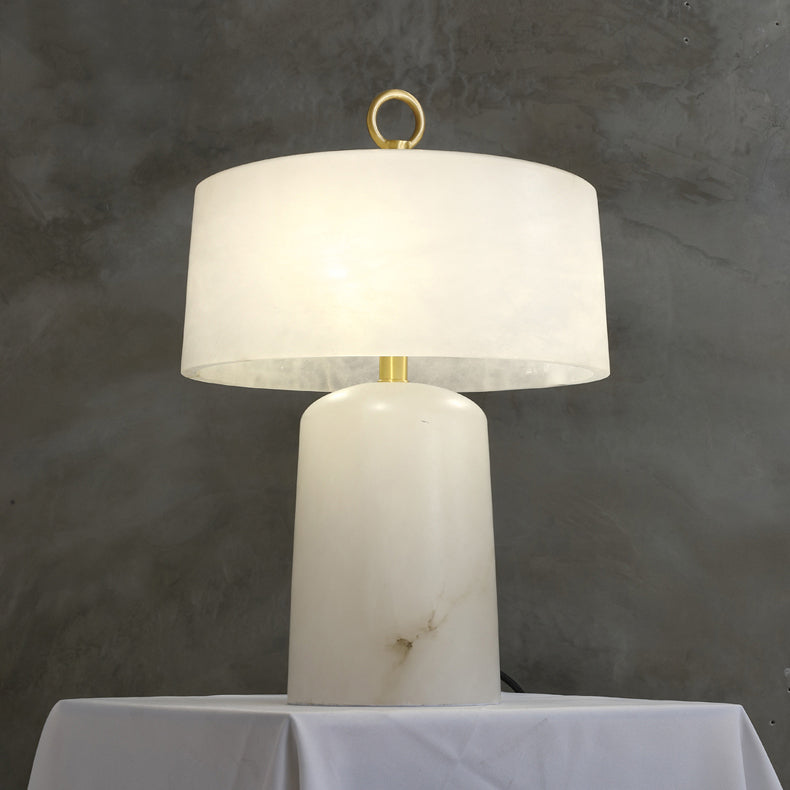 LuxeAogashima - Table Lamp with Elegant Design and Cosy Light Diffusion