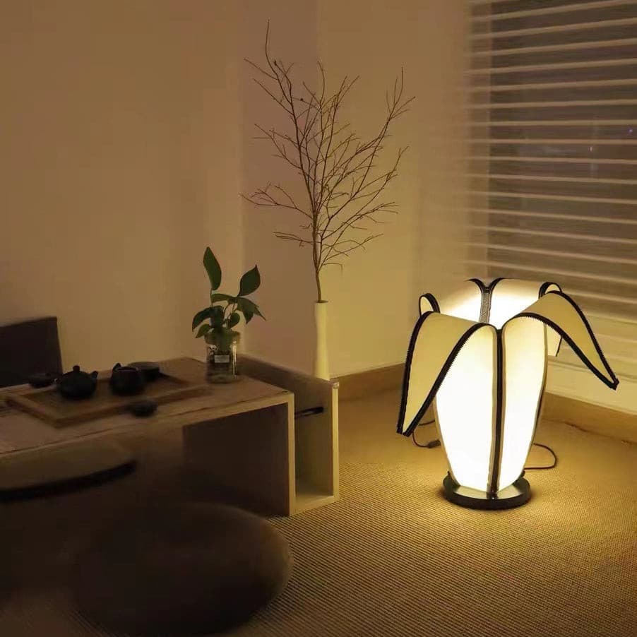 LuxeBanana - Table Lamp with Cheerful Banana Shape and Subtle Lighting