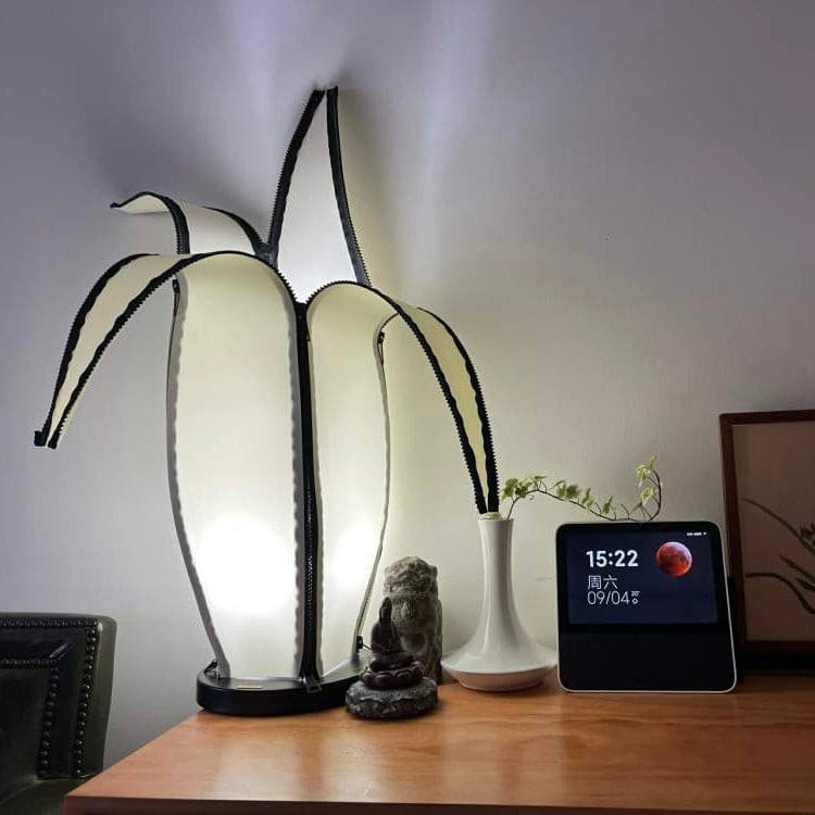 LuxeBanana - Table Lamp with Cheerful Banana Shape and Subtle Lighting