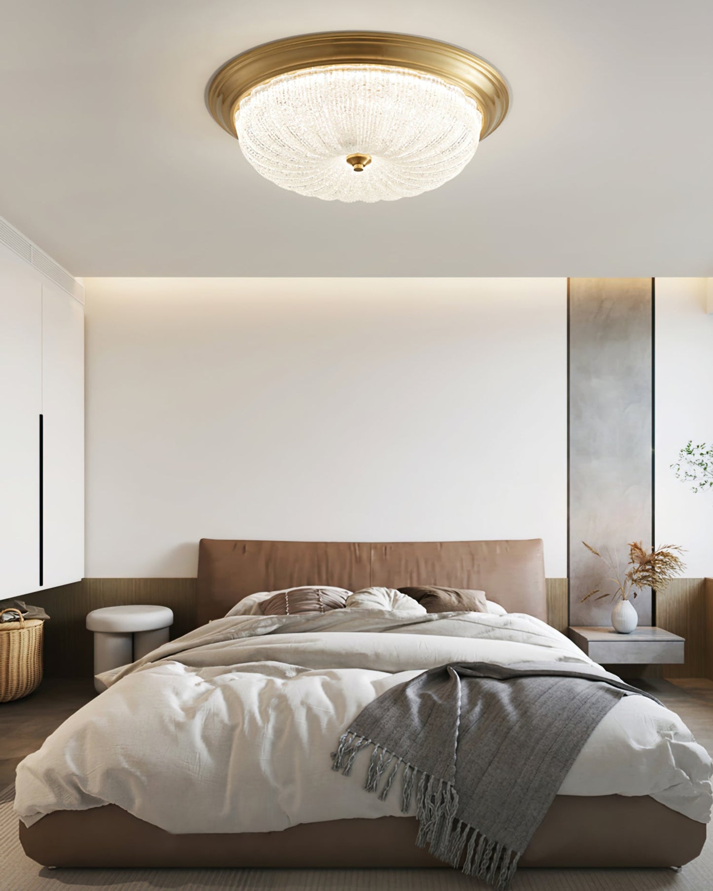 BelmontLuxe - Ceiling Light with Minimalist Shape and Intimate Lighting