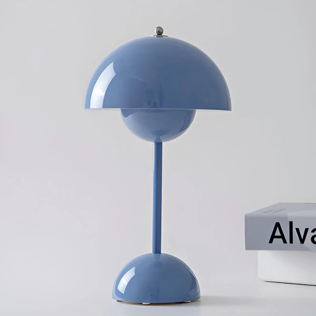 NordicaLight - Elegant Table Lamp