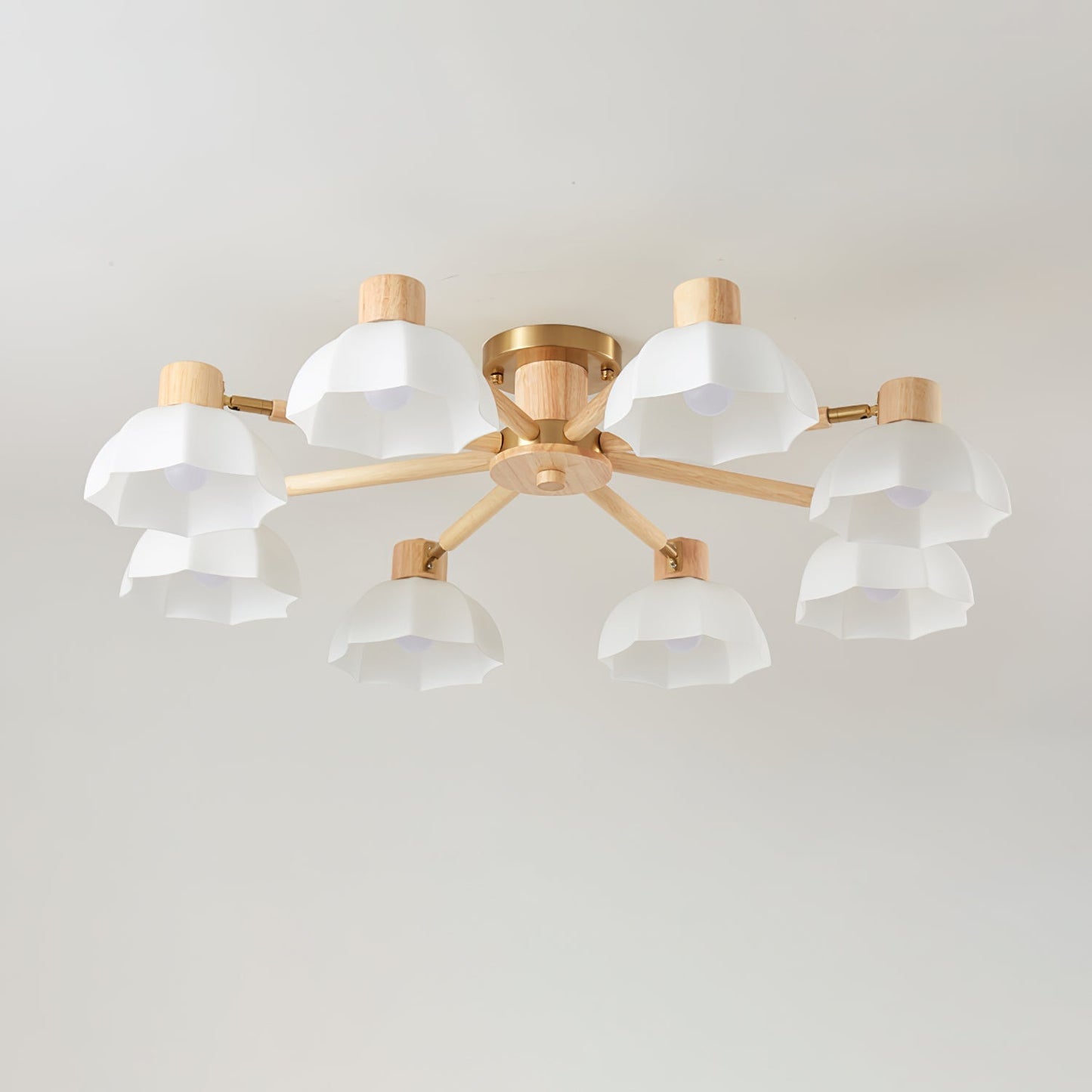 FloralLuxe - Deckenlampe mit Blumendesign und stimmungsvoller Beleuchtung