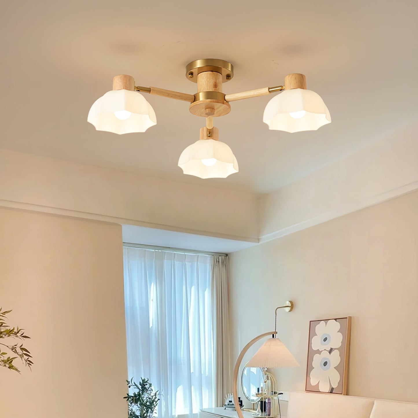 FloralLuxe - Deckenlampe mit Blumendesign und stimmungsvoller Beleuchtung