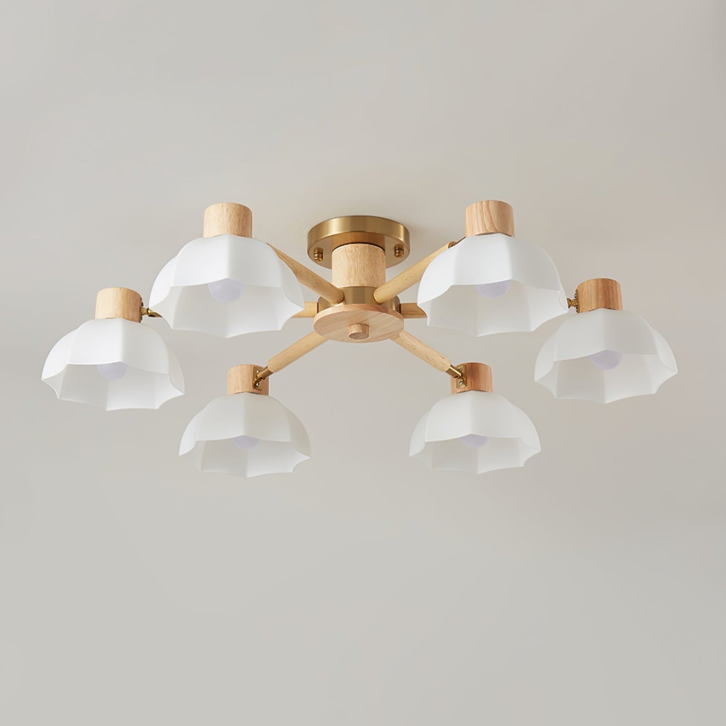 FloralLuxe - Deckenlampe mit Blumendesign und stimmungsvoller Beleuchtung