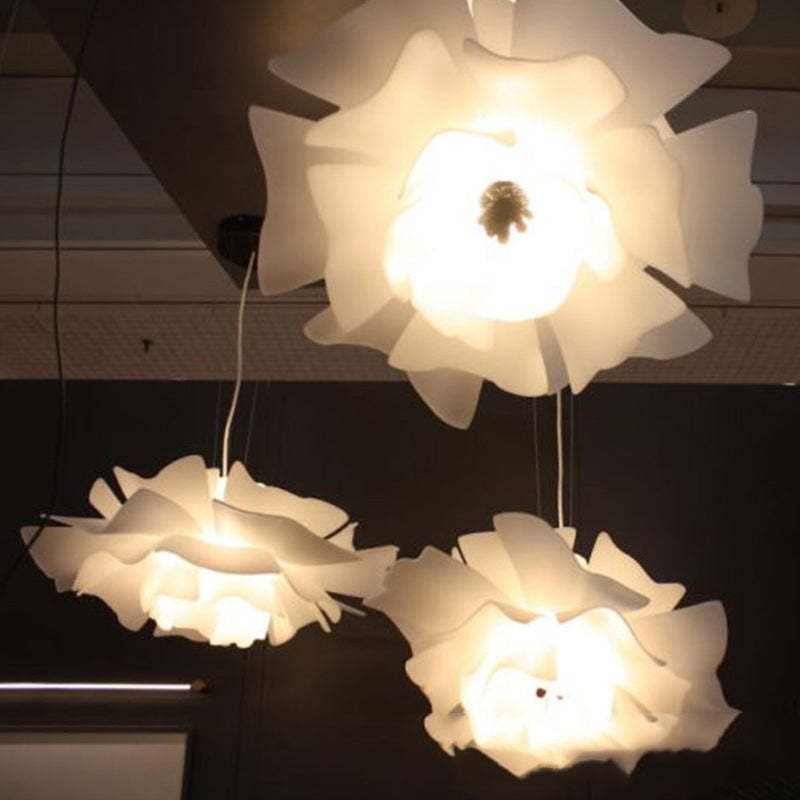 BellaGlow | Elegant White Flower Wall Lamp
