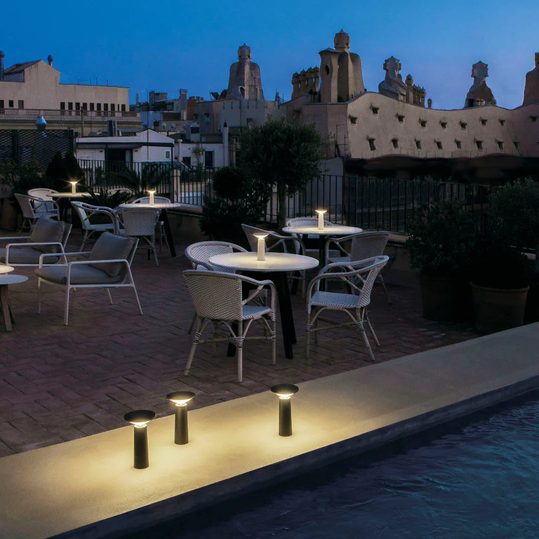 GlowBeam - Moderne LED-tafellamp met draaibare kop