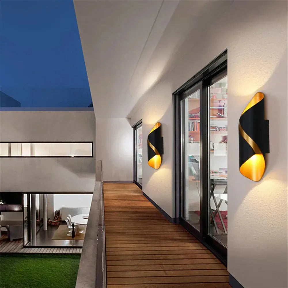 SoraGlow | Moderne LED-væglampe til udendørsområder