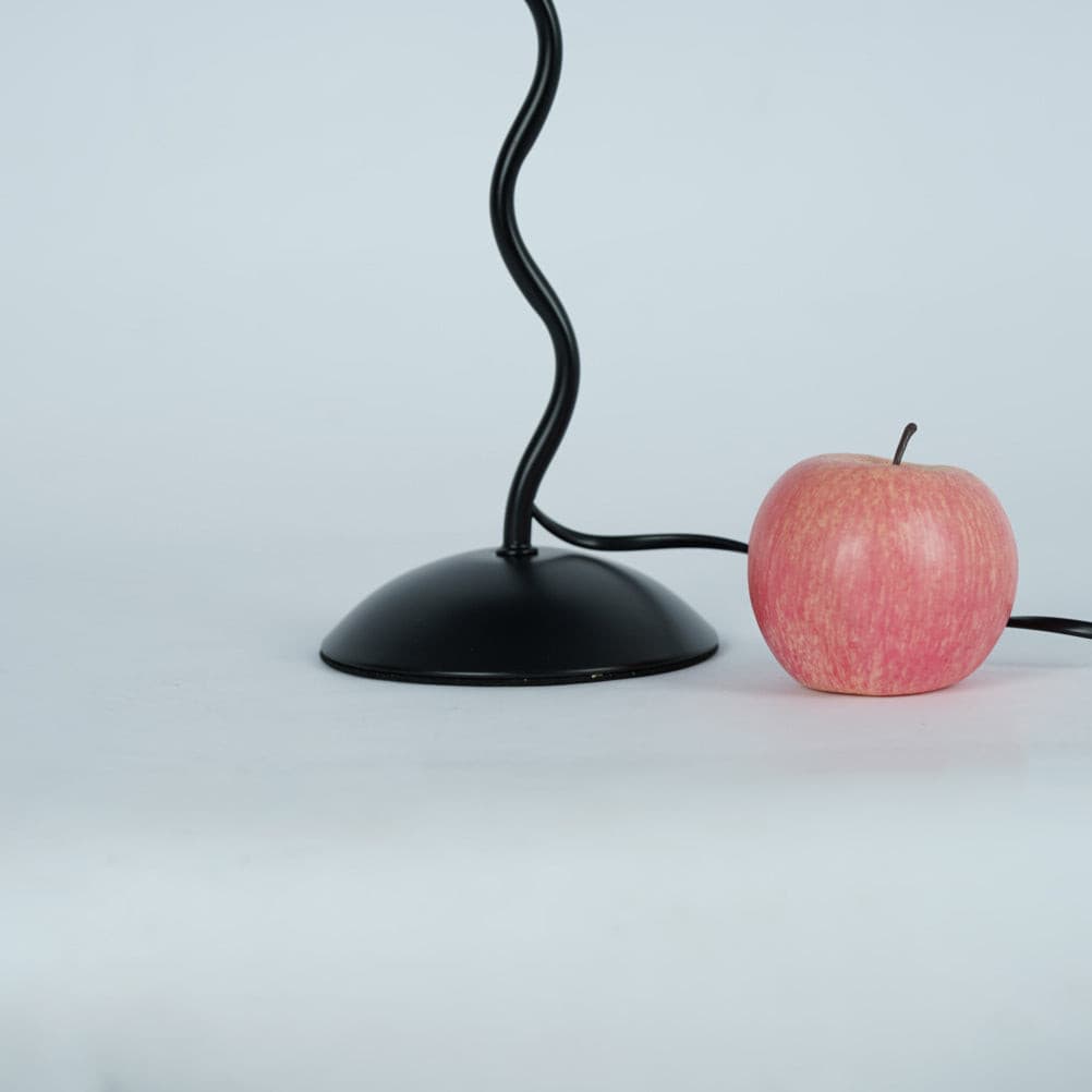 LichtPlissé - Table Lamp with Luxurious Pleated Shade and Wooden Base