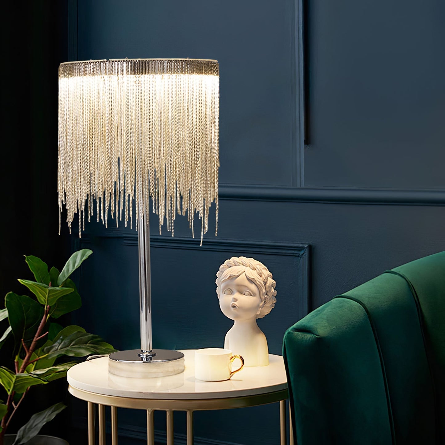 CadenaGloed - Tischlampe mit schicken Quasten-Details und gemütlicher Lichtstreuung