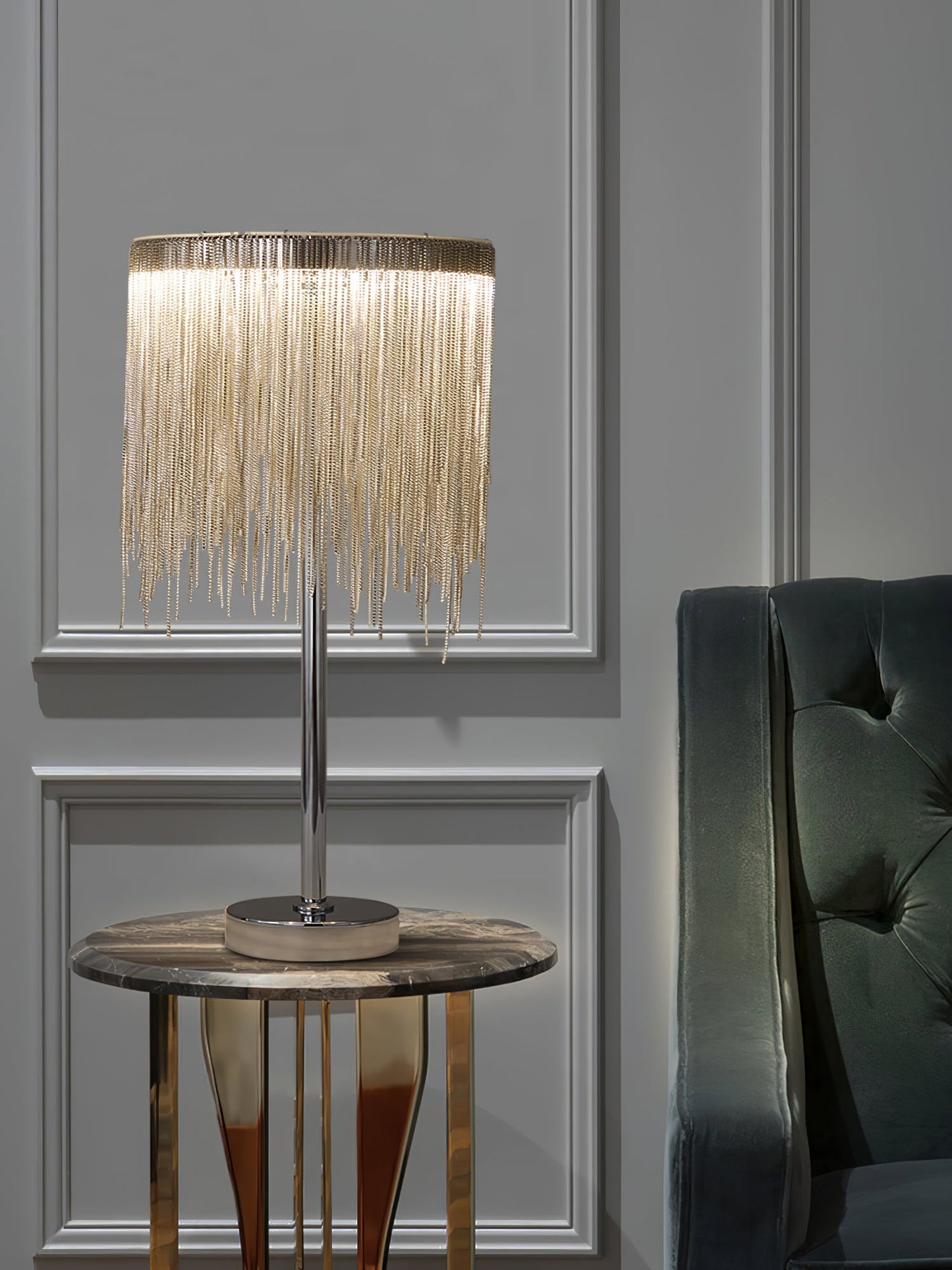 CadenaGloed - Tischlampe mit schicken Quasten-Details und gemütlicher Lichtstreuung