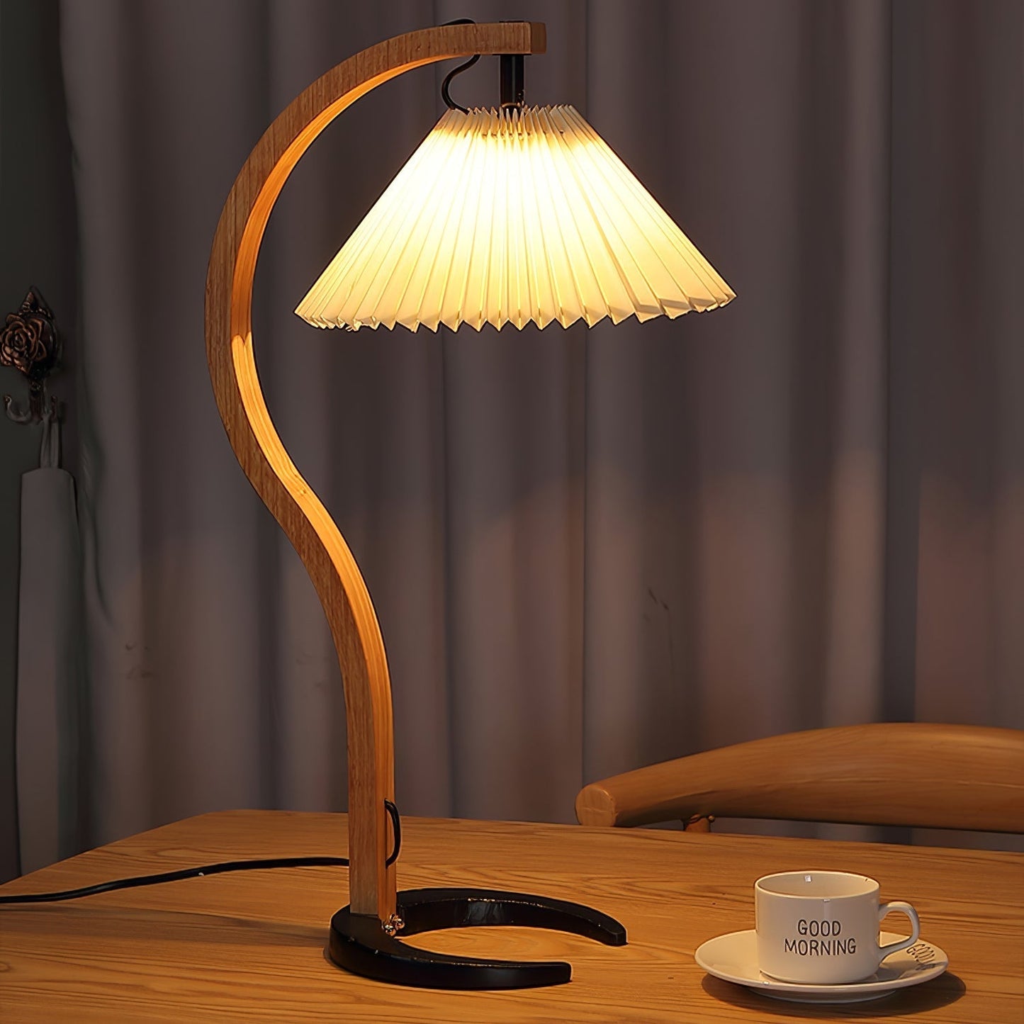 NatureArc - Wooden Table Lamp with Organic Shapes