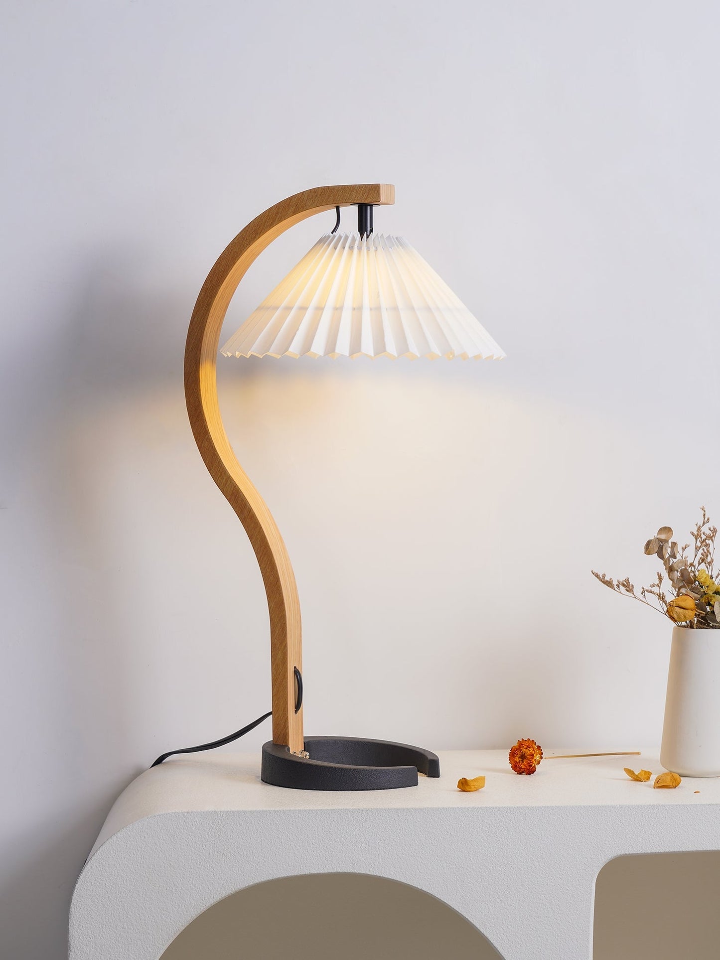 NatureArc - Wooden Table Lamp with Organic Shapes