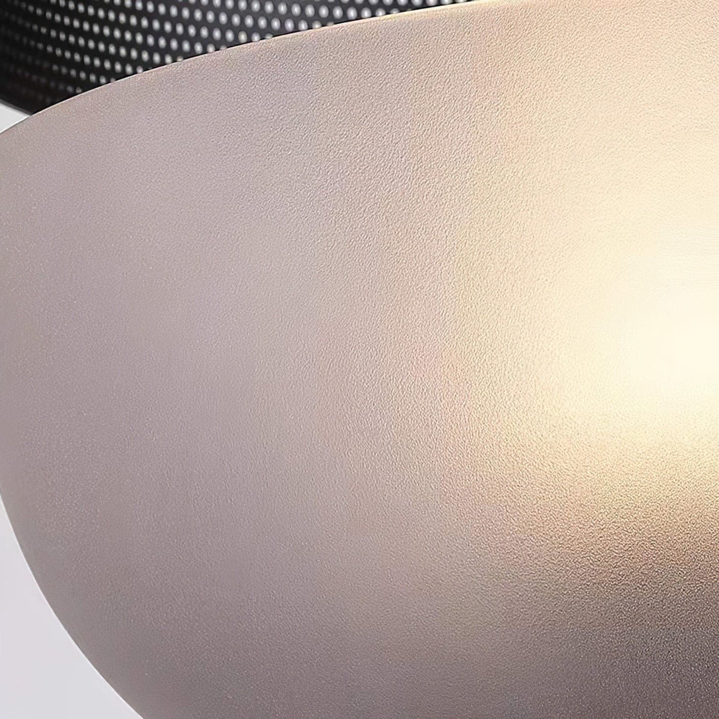CenturyLuxe - Bordlampe med luksuriøst design og intim belysning