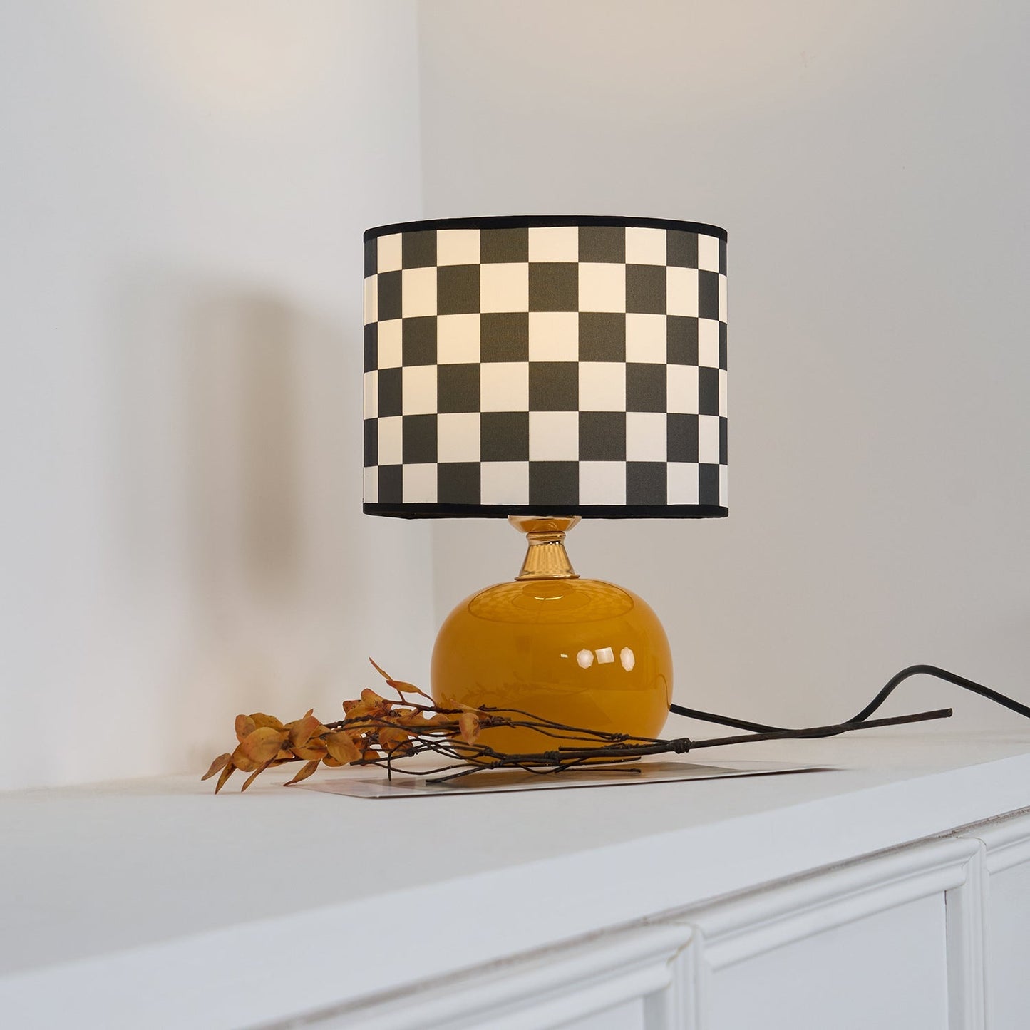 GridAura - Einzigartige geometrische Tischlampe