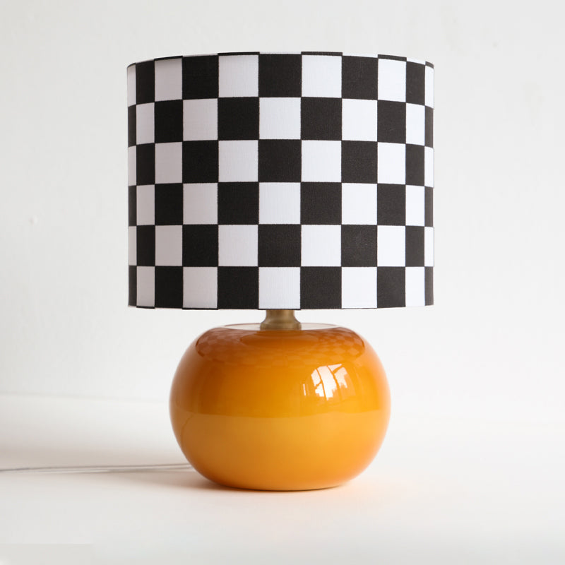 GridAura - Einzigartige geometrische Tischlampe