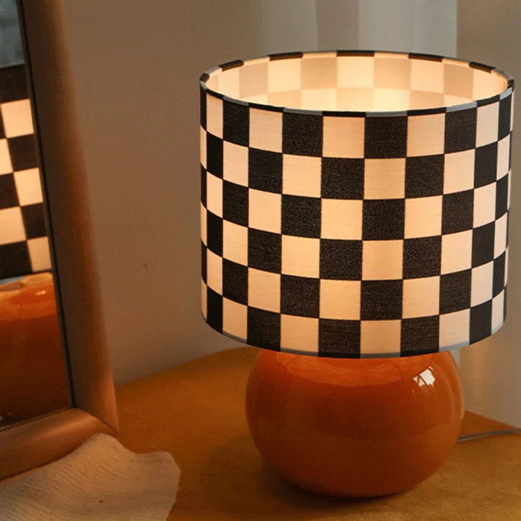 GridAura - Einzigartige geometrische Tischlampe