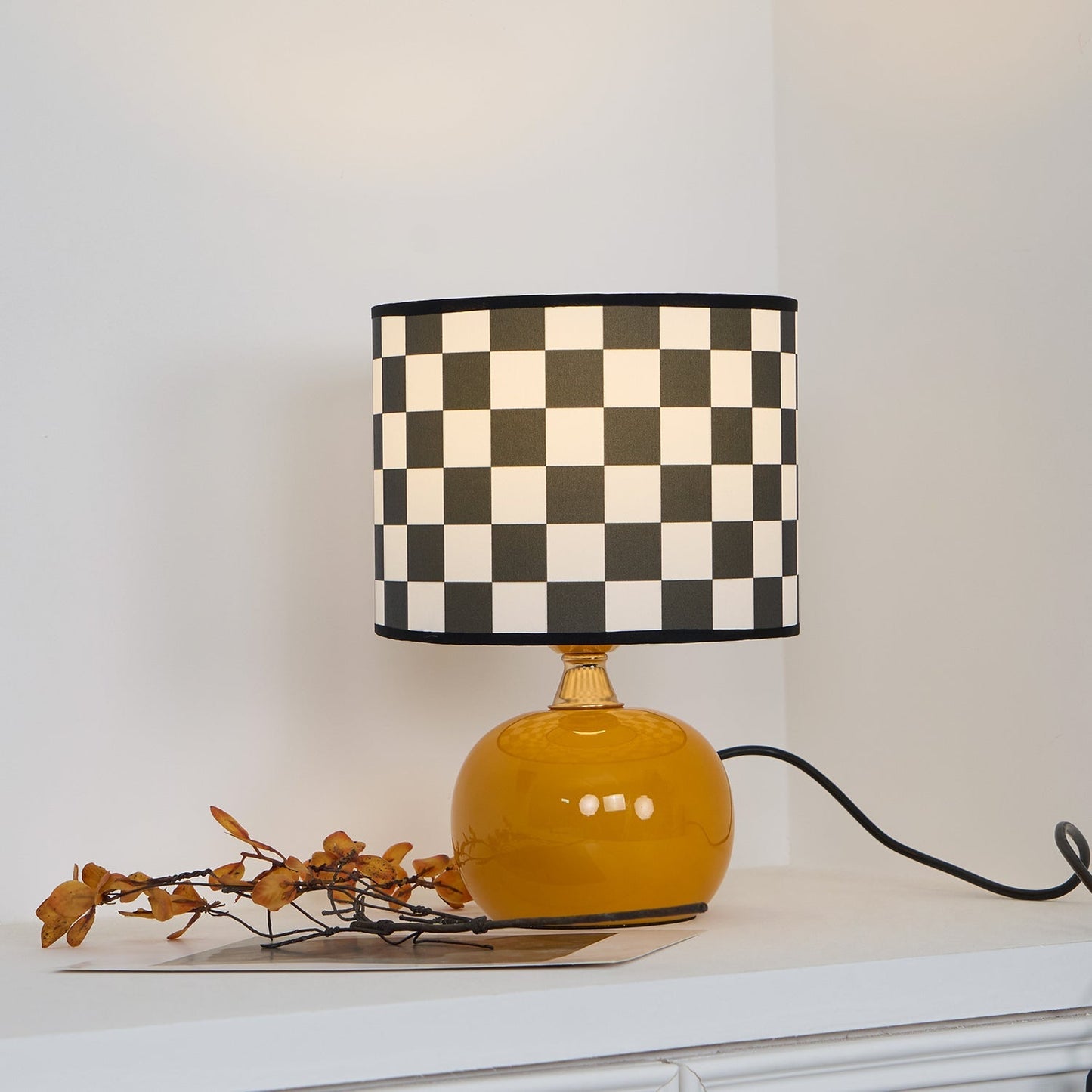 GridAura - Einzigartige geometrische Tischlampe
