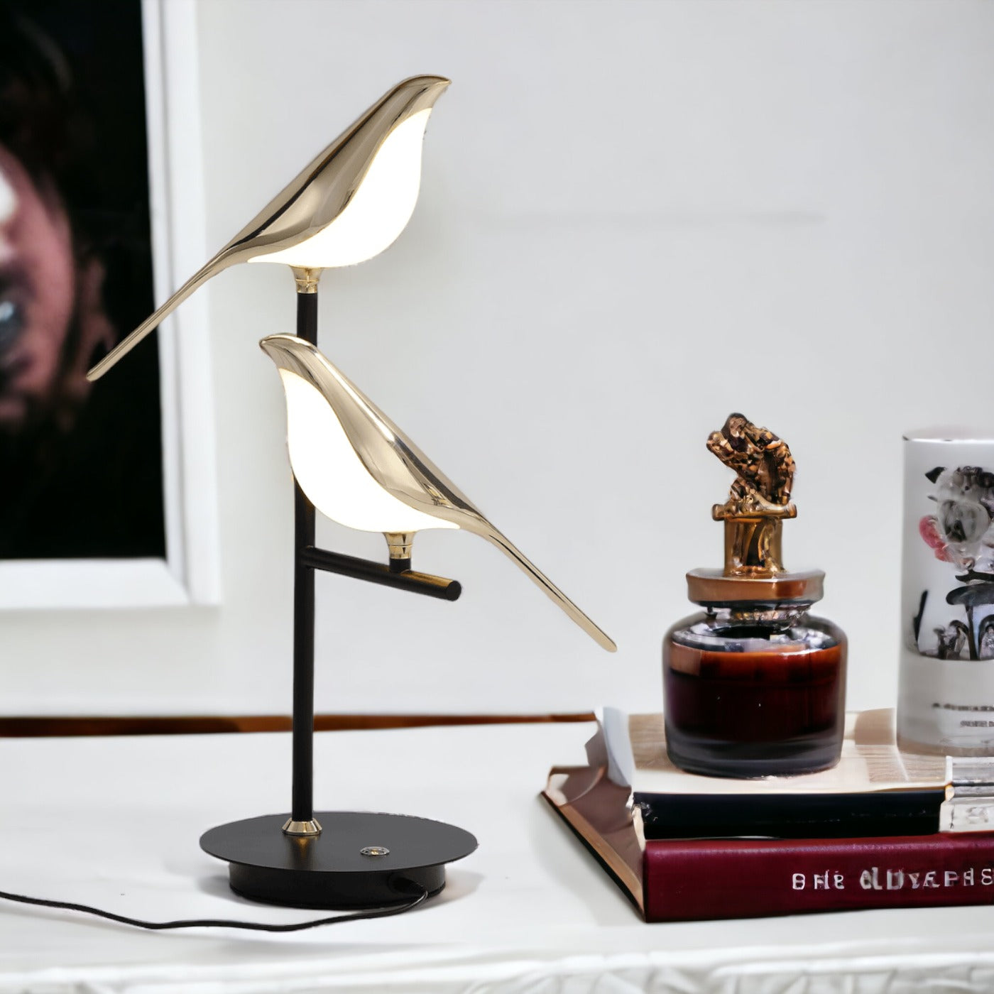 WingLight | LED-Tischlampe im Vogelstil