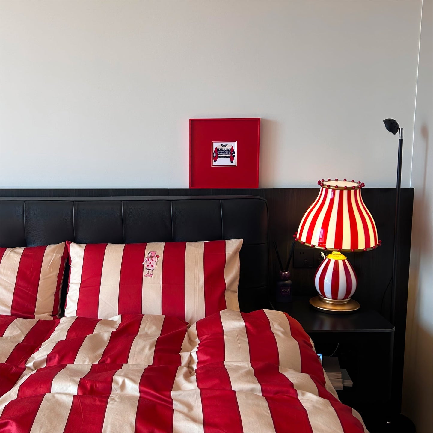 TroupGlow - Lampe de table inspirée du cirque avec une illumination vive