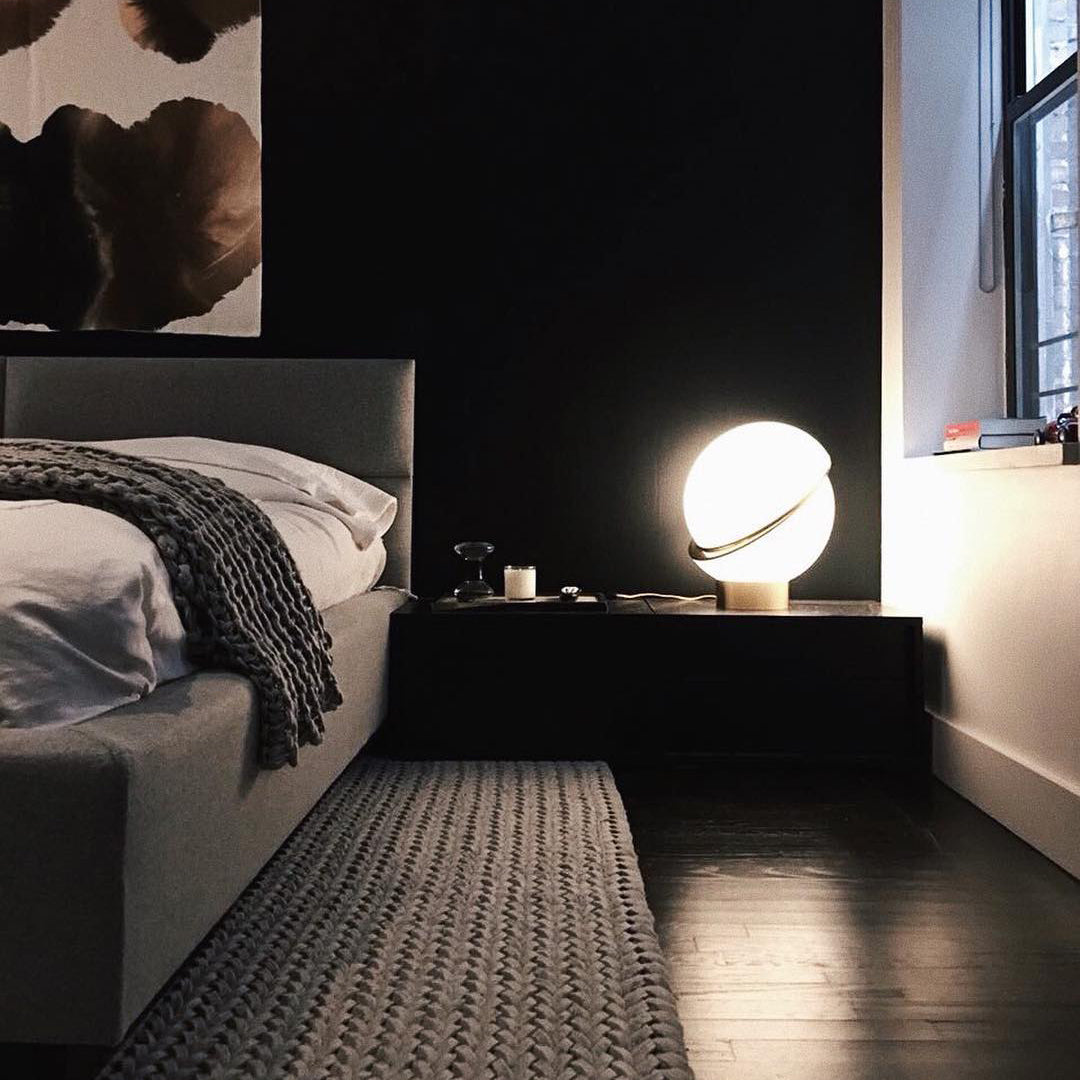 HalveMaanLuxe - Table Lamp with Unique Shape and Cosy Atmosphere