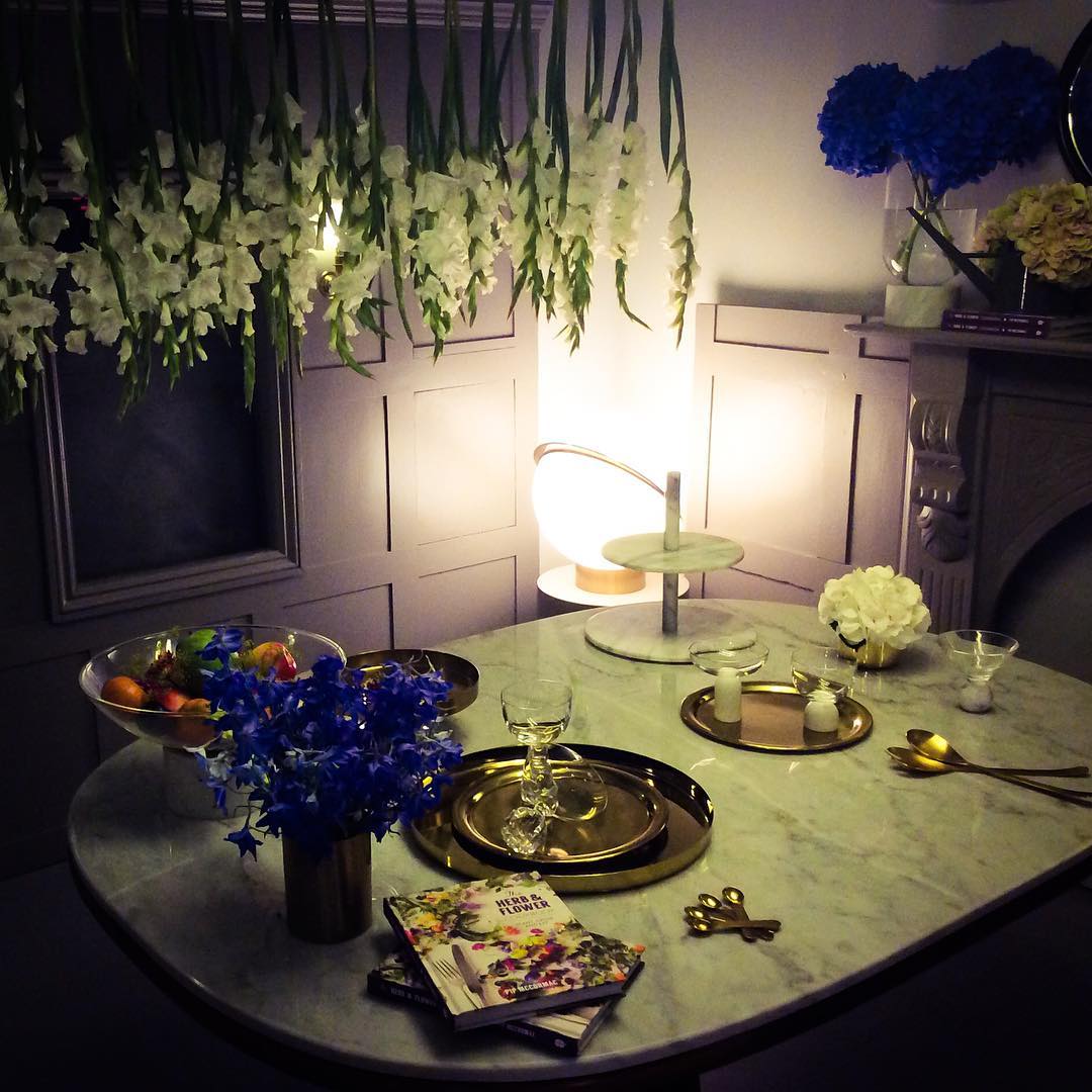 HalveMaanLuxe - Table Lamp with Unique Shape and Cosy Atmosphere