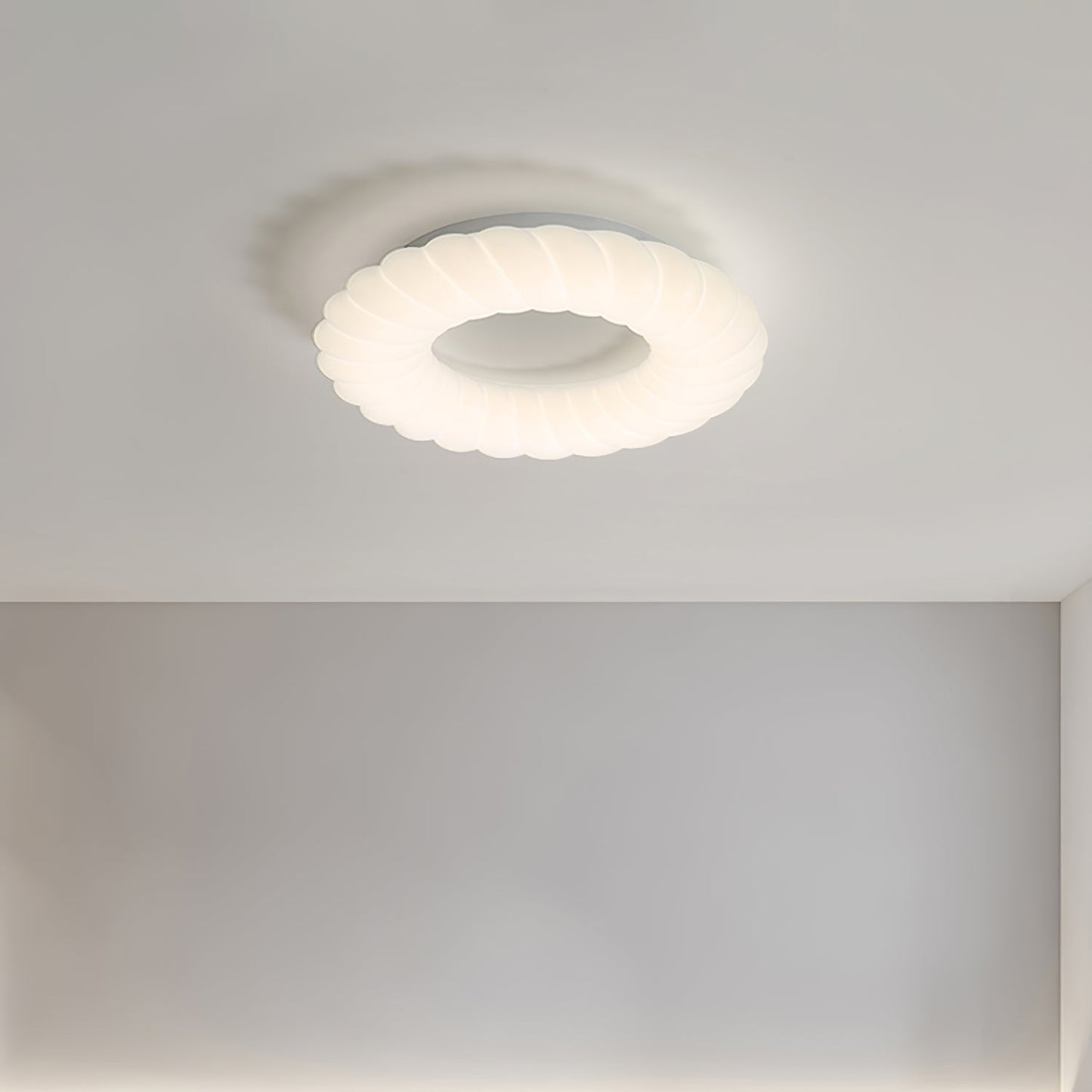 CumulusGlow - Deckenlampe mit luftiger Form und atmosphärischem Leuchten
