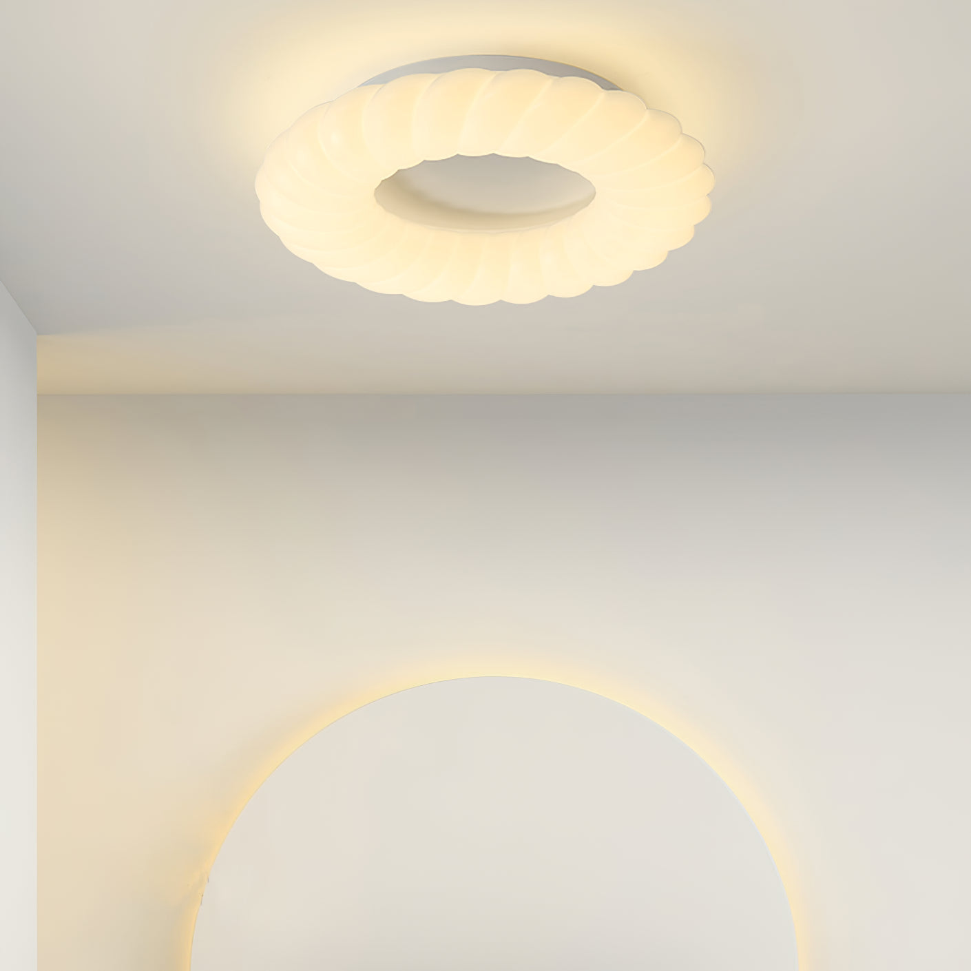 CumulusGlow - Deckenlampe mit luftiger Form und atmosphärischem Leuchten