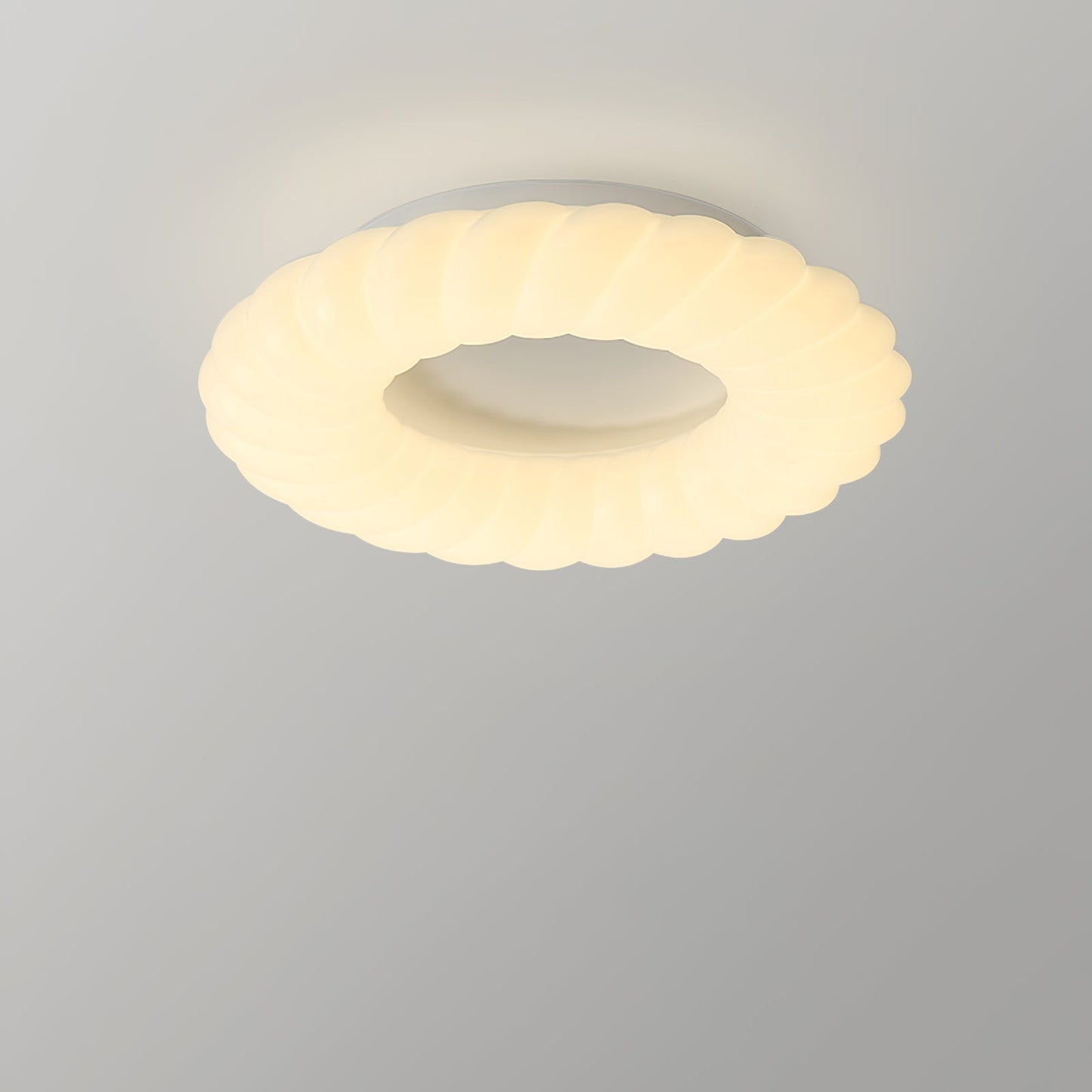 CumulusGlow - Deckenlampe mit luftiger Form und atmosphärischem Leuchten