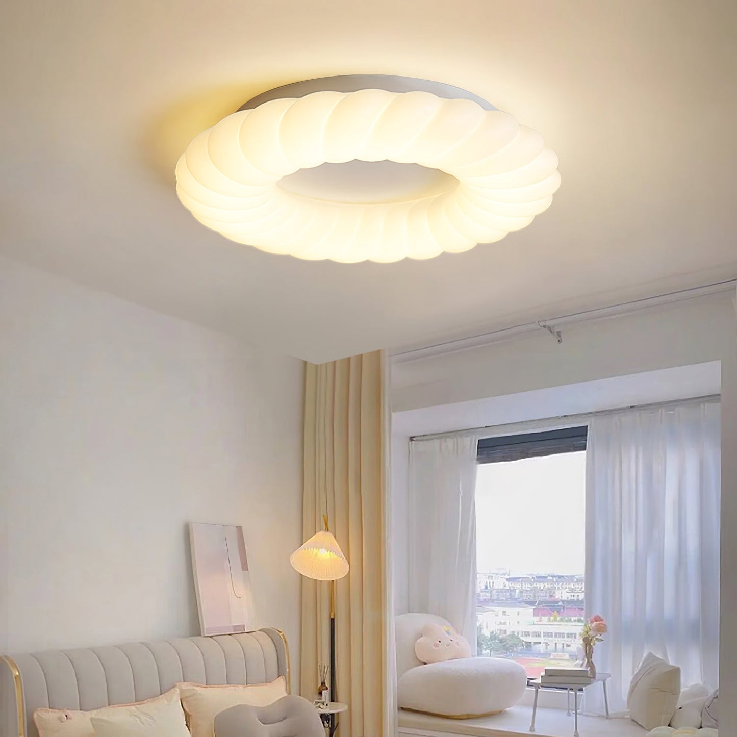 CumulusGlow - Deckenlampe mit luftiger Form und atmosphärischem Leuchten