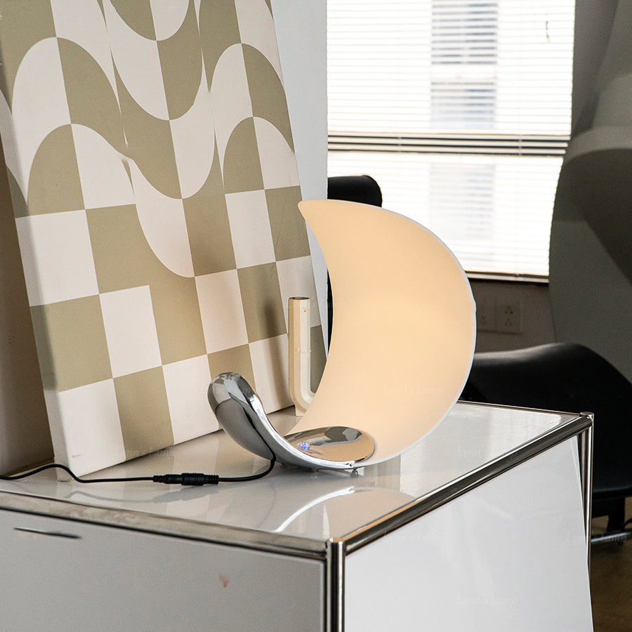 KrulLicht - Tafellamp met Elegante Bochten en Zacht Licht